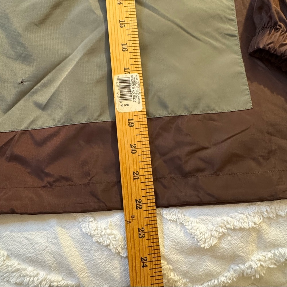 Fabletics Women's XL Shawn Cropped Half-Zip Windbreaker Jacket Brown NWT - Picture 4 of 8